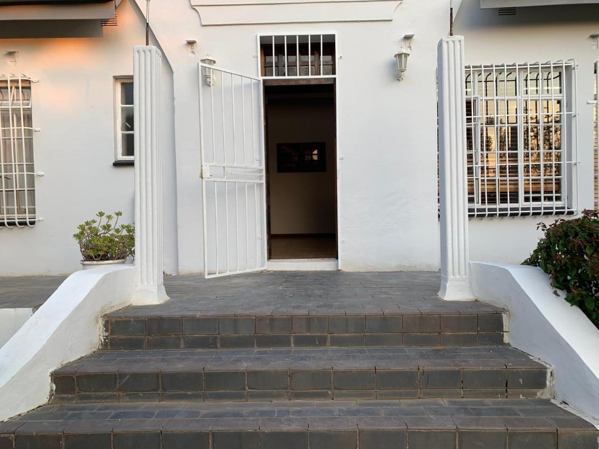 Weeping Willow Midrand Esterno foto